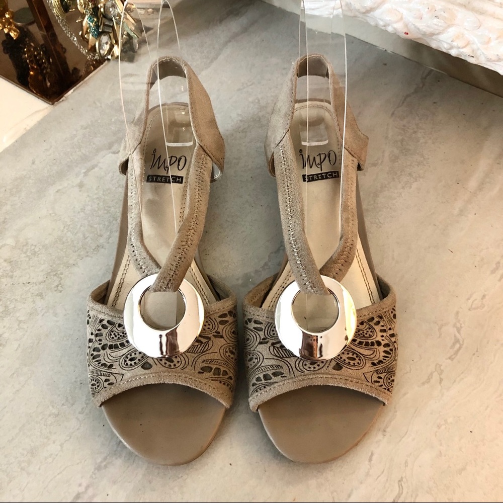 3/$20 Impo Ramona sandals